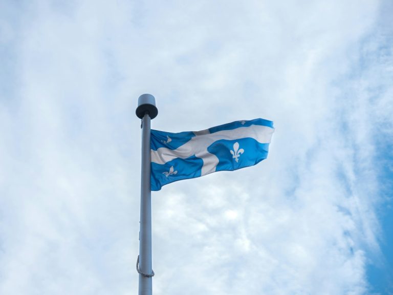 Flag of Québec — symbol of the French-speaking province in Canada